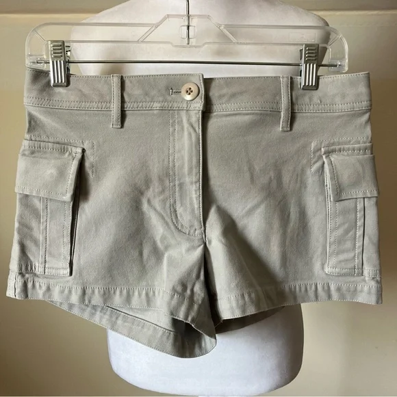 Aritzia Wilfred free Gray Mini Cargo Shorts size 4 - Picture 1 of 6
